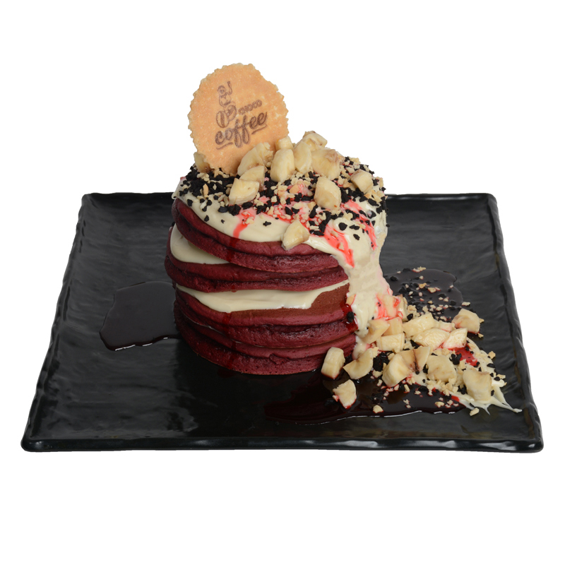 Φτιάξτε το δικό σας pancake red velvet με άρωμα φρούτα του δάσους